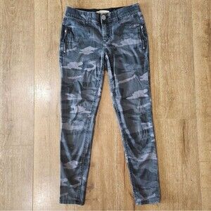 Democracy 'Ab' technology camo skinny pants size 4 casual comfort everyday